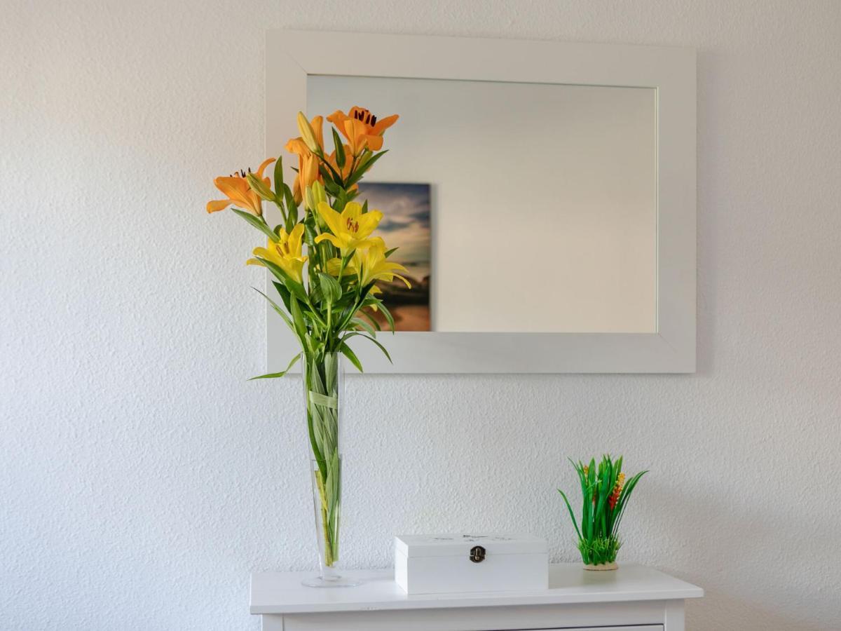 Belvilla By Oyo Cozy Apartment Rincón de la Victoria Exteriör bild